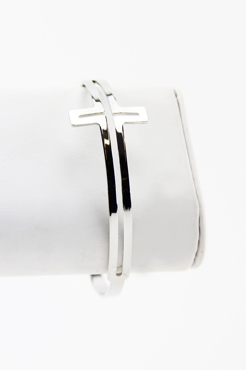 PETITE CUTOUT CROSS BRACELET - Silver - Haute & Rebellious