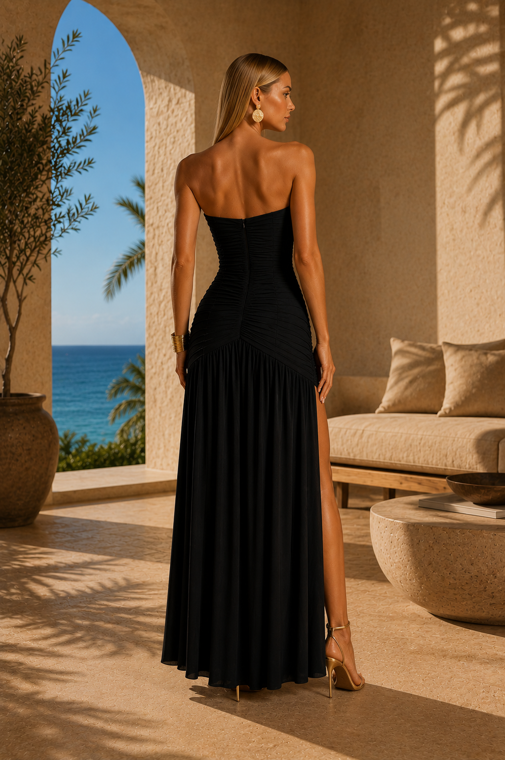 The Cala Gown - Black