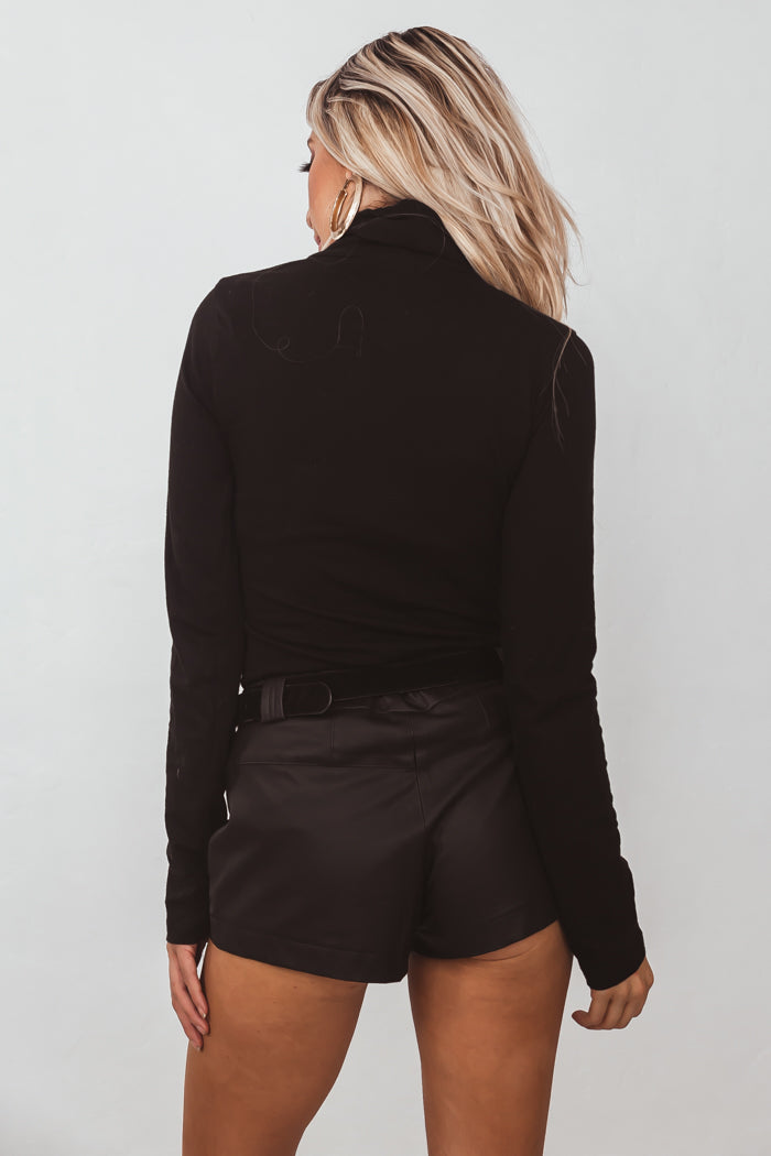 Long Sleeve Ribbed Turtleneck - Black