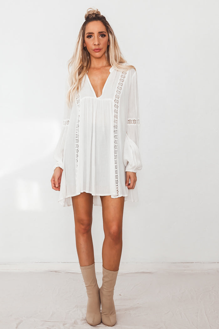 Flowy Long Sleeve Top L / White / 03664 Flowy Long Sleeve Top L / White / 03664