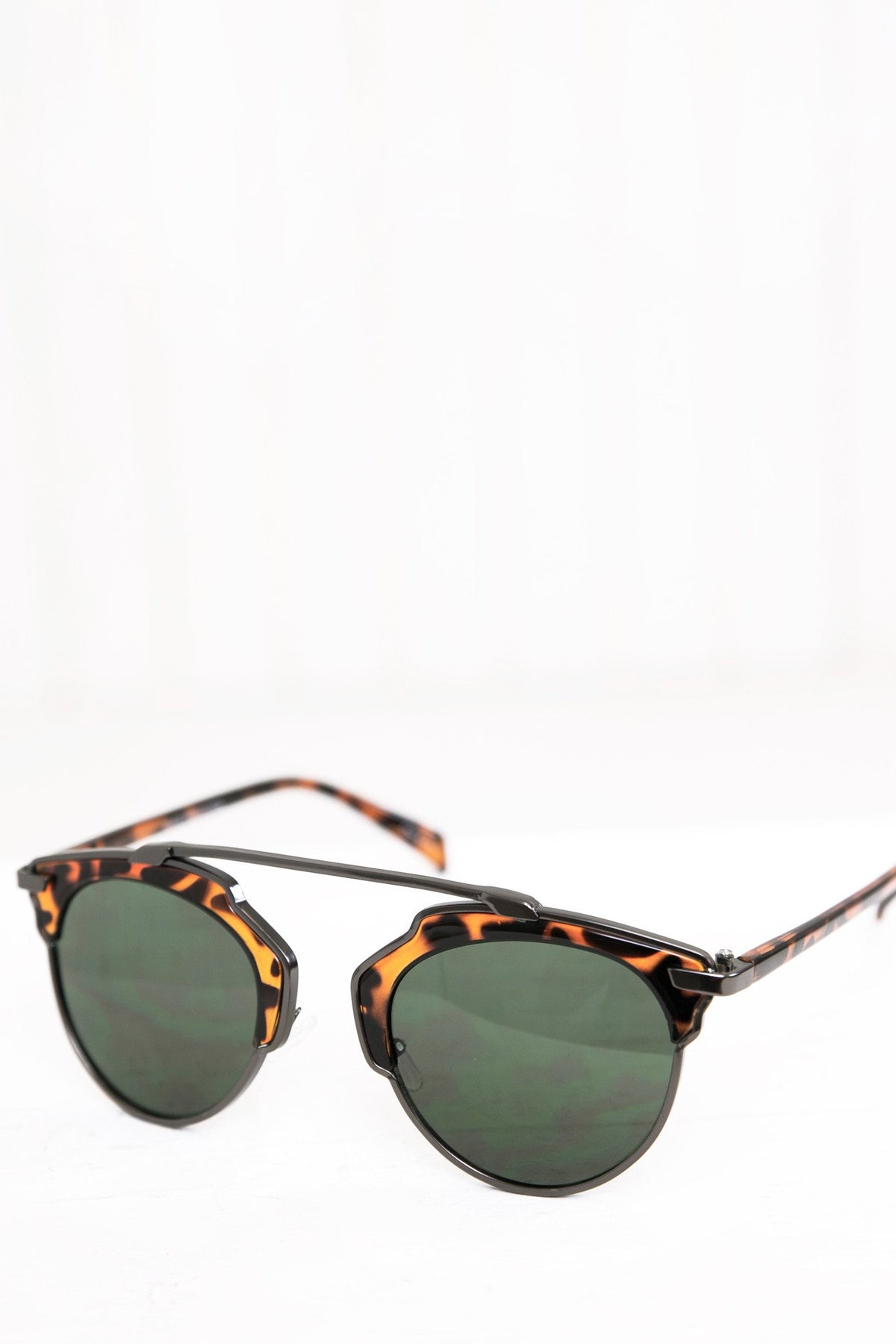 Alise Aviator Shades - Brown - Haute & Rebellious