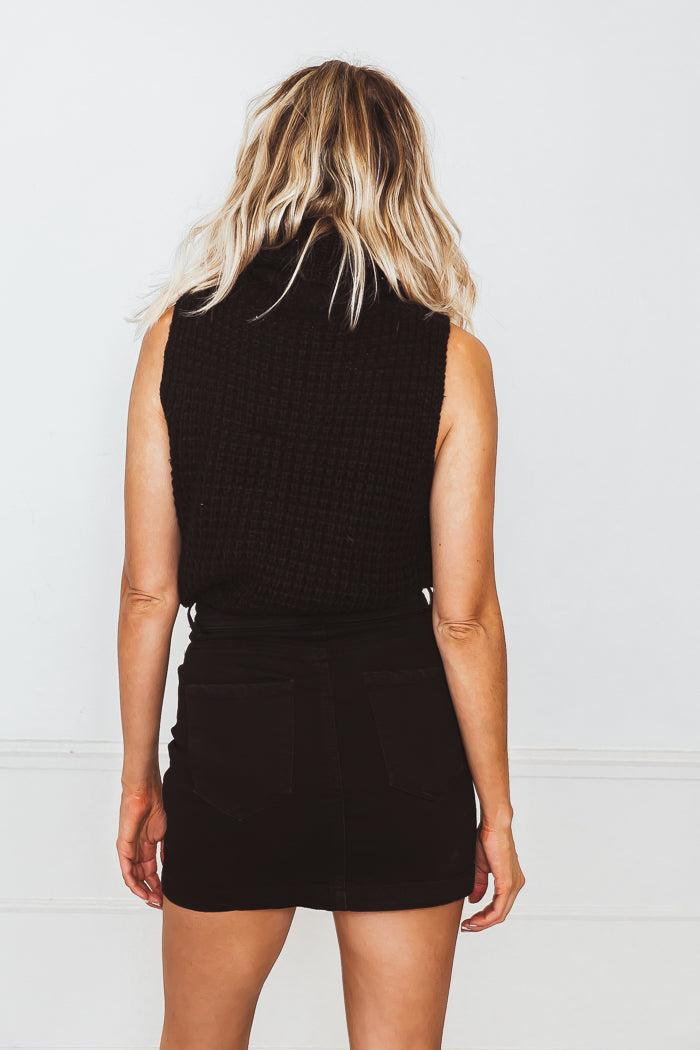 Denim Skirt with Zipper Detail