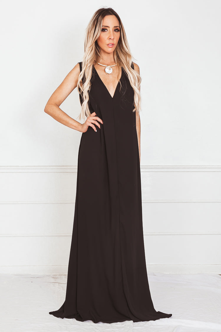 Elegant Sleeveless Maxi Dress - Black