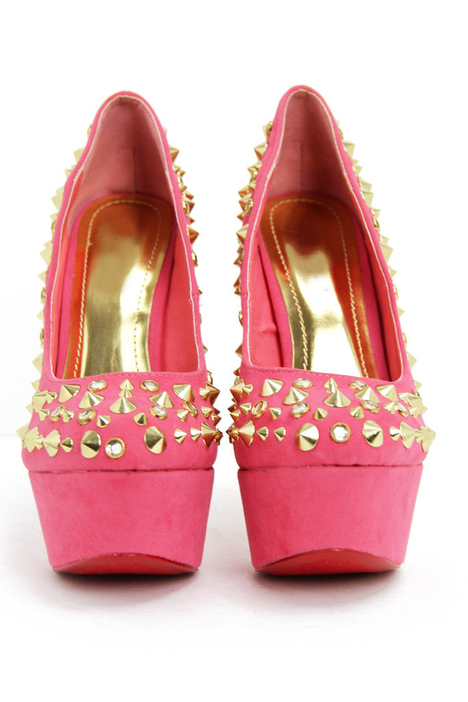 STUDDED PLATFORM PUMP - Coral (Final Sale) - Haute & Rebellious