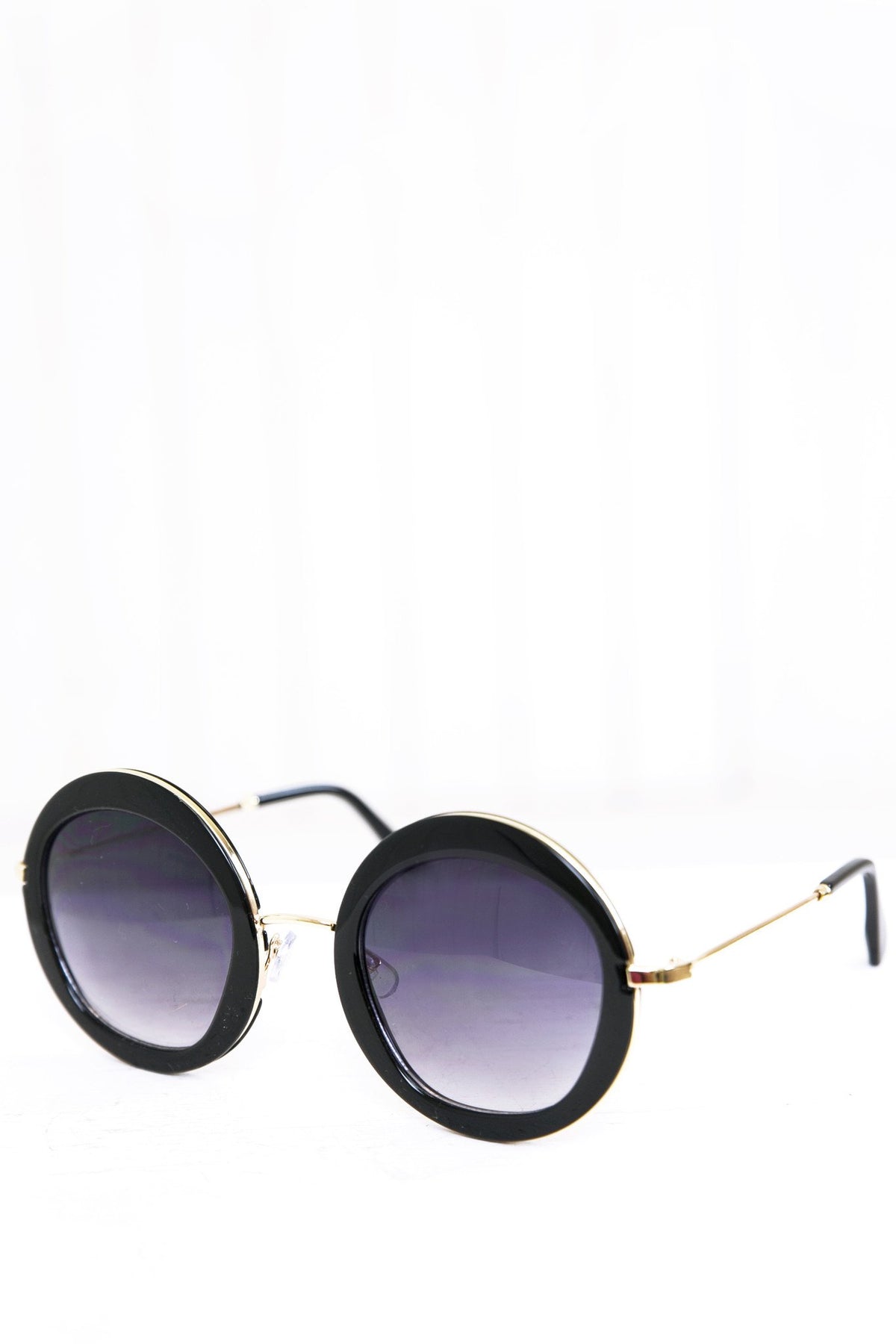 Gia Circle Shades - Black/Silver - Haute & Rebellious