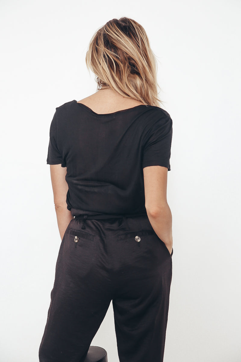 Scoop-neck T-shirt - Black