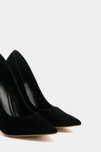 Black Velvet Pump