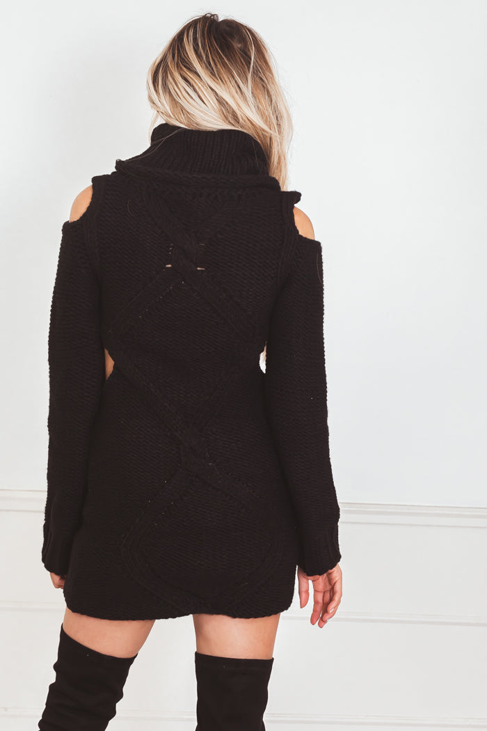 Turtle Neck Knit Sweater Dress S/M / Black / 01770 Turtle Neck Knit Sweater Dress S/M / Black / 01770